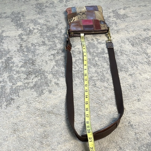 Coach Patchwork Swingpack Flat Crossbody Bag Suede Leather Signature F10439 - Picture 11 of 15